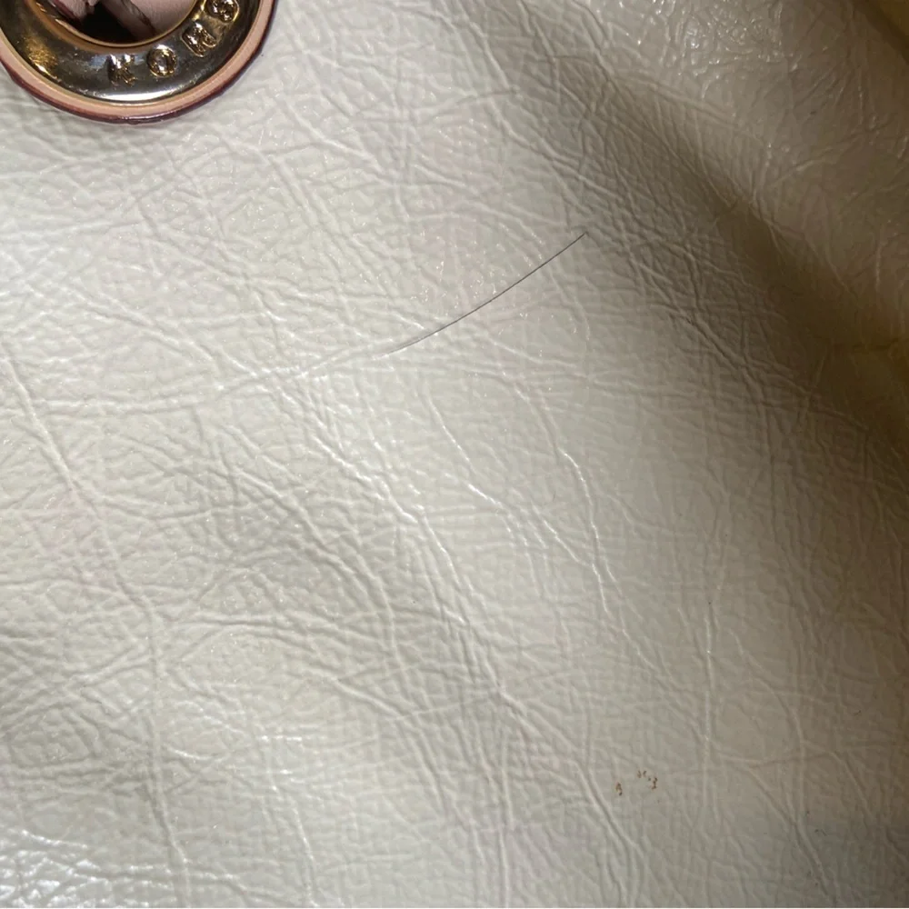 Michael Kors~Soft~Shiny~Cream~Leather~Tote Bag~Dual Adjustable Straps~Logo Charm
